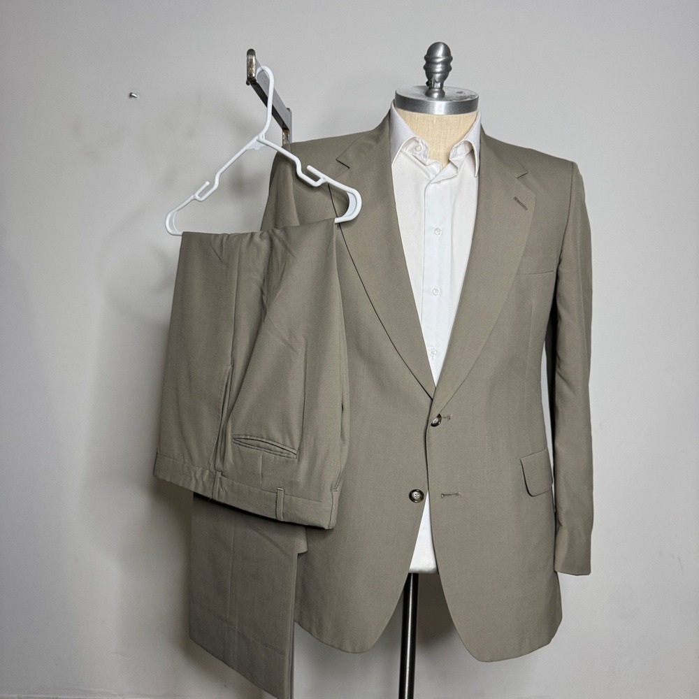 Kuppenheimer Mens Suit Mens 44L 36W Two Piece Light Brown